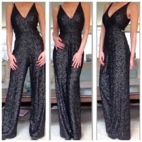 NWT Dress the Population Charlie Plunging Sequin Jumpsuit Sz M - Picture 2 of 12